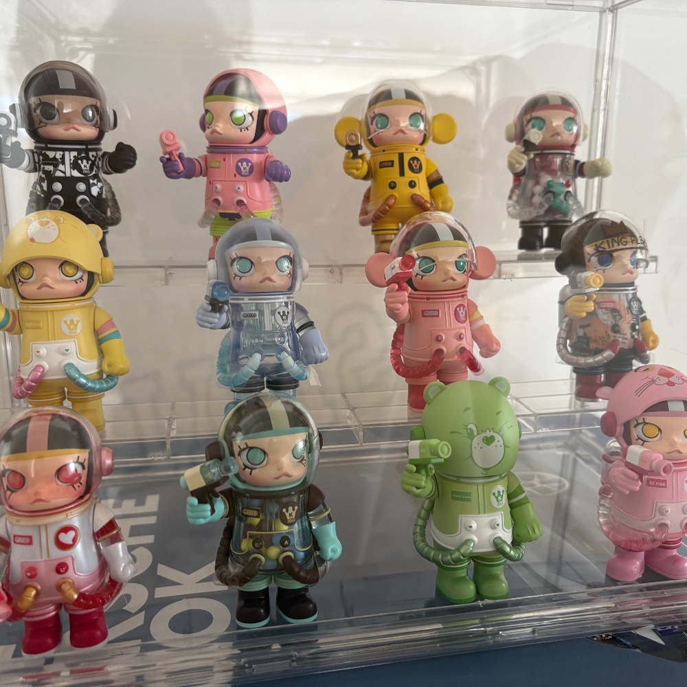 POPMART Mega Space Molly - Blind box pack ( 9 boxes) - sealed- New